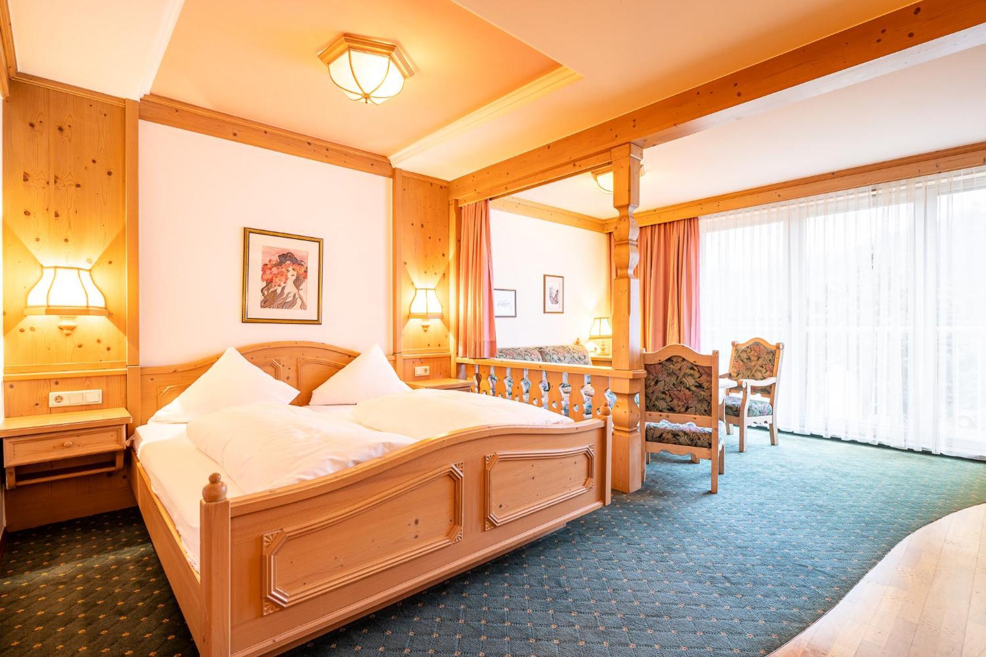 Dietrich Comfort Appartements Тельфс Экстерьер фото
