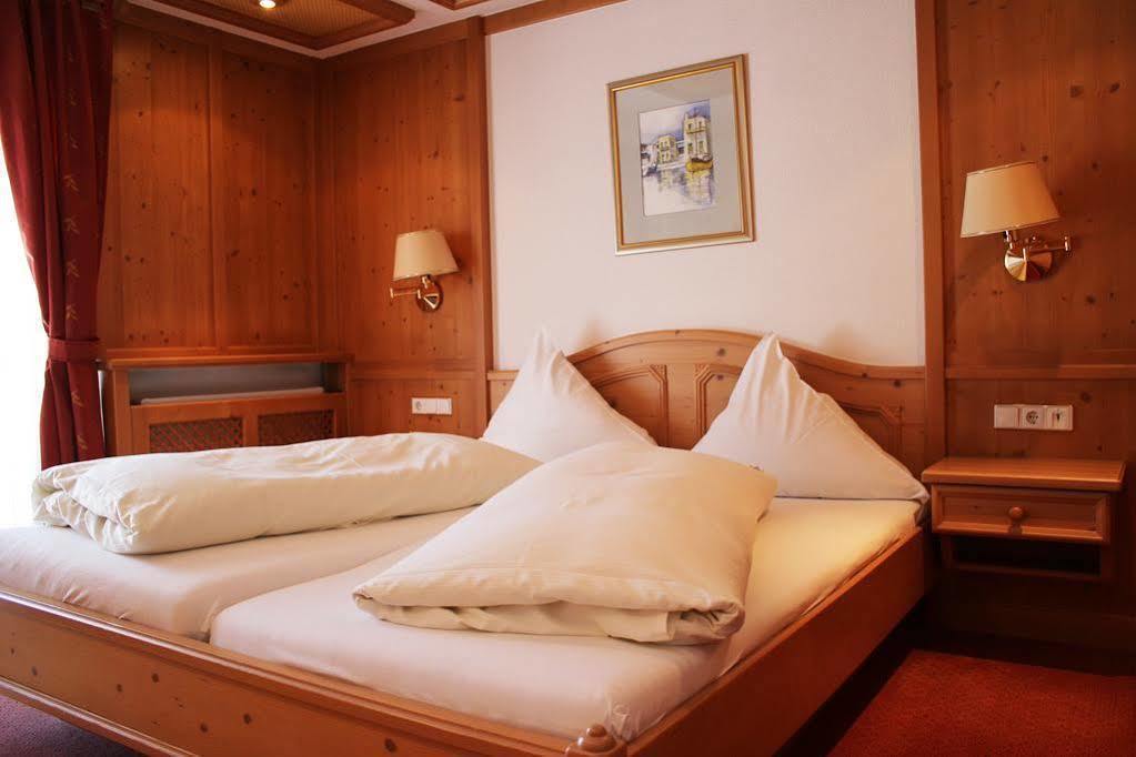 Dietrich Comfort Appartements Тельфс Экстерьер фото